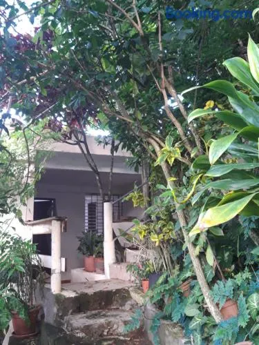 AU JARDIN FLEURI - Image 1