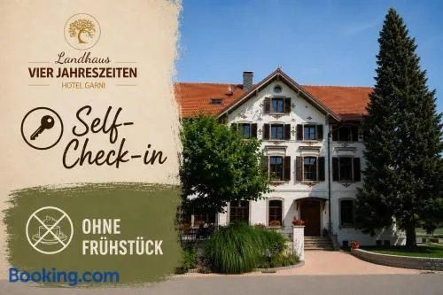 Landhaus Vier Jahreszeiten - Image 1