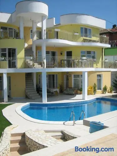 Eli Guest House - Image 1