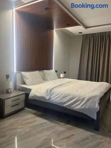 شاليهات السلطان الفاخرة بالمدينة المنورة -Villa AlSultan Chalets - Image 1