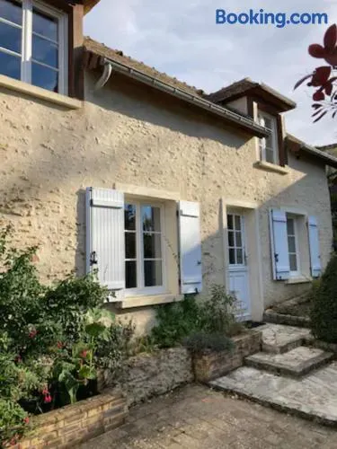 La petite maison de la vallée - Image 1