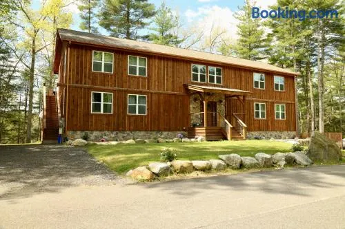 Spring Grove Get Away - Image 1