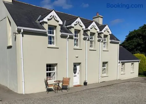 3-Bedroom Cottage With Plenty Space - Image 1