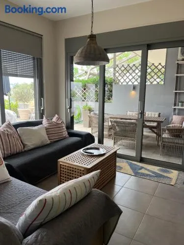 Comfy Kourouta Apartment & Suite - Image 1