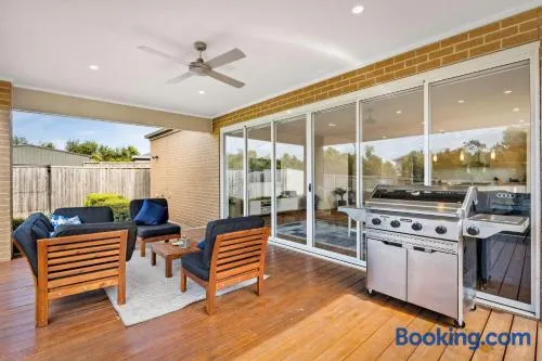 Shoalhaven Hideaway - Image 1