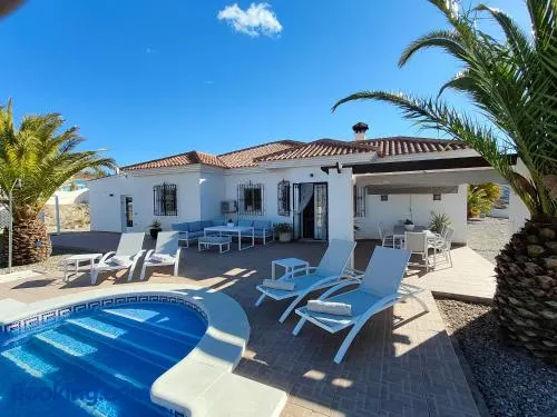 Villa Alta Vista - Image 1