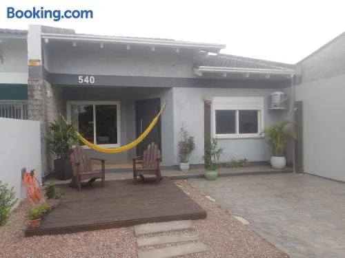 Casa aconchegante e completa em Osório - Ótima localização - Image 1