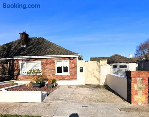 Cosy & Peaceful Naas Cottage - Image 1