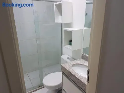 Flat mobiliado em região nobre de Goiânia - Image 1