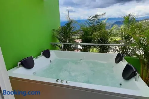 Penthouse SPA Jacuzzi y Sauna Privado - Image 1