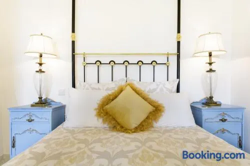 Valletta Townhouse Suite with a Maltese Balcony - Image 1
