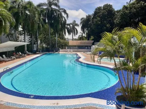 Girardot Resort Ap 6-402 Exclusiva vista panorámica-wi-fi - Image 1