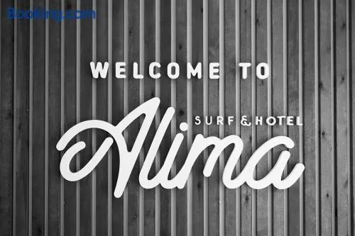 Alima Surf & Hotel - Image 1