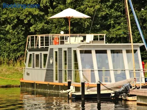 Hausboot XENIA in Ueckermuende - Image 1