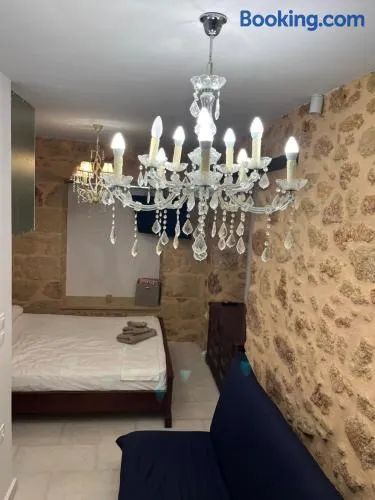 Kostas luxury little suites - Image 1