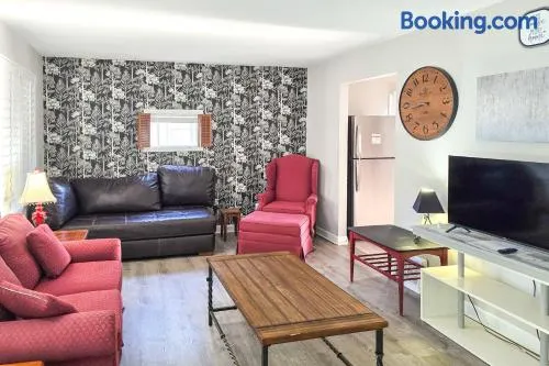2BR Retreat with Fire Pit Close To Downtown STL - Image 1