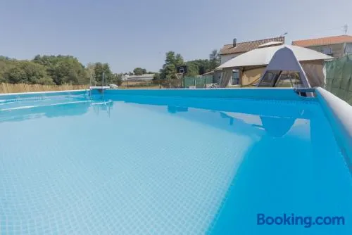 Casa Luna Rural Con Piscina y Jardín - Image 1