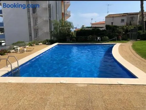 NICE APARTAMEN - Image 1