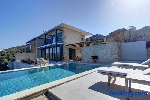Villa Simera, with pool & great view - Image 1