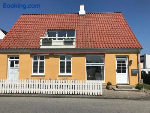 Havnevej 18, stuen, Ballen - Image 1