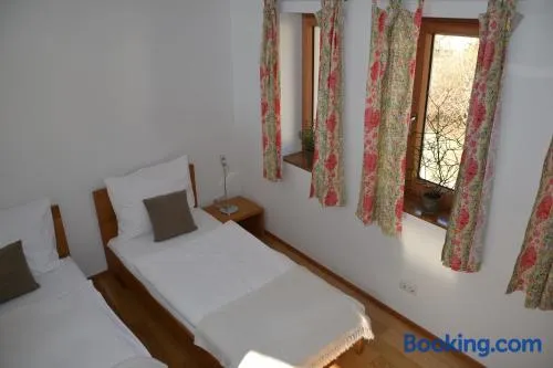 Wein + Bett Wiedeck - Image 1