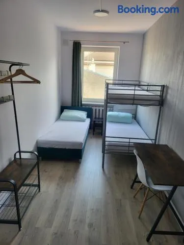 Rooms4Rest Wiertnicza - Private rooms for tourists - Image 1