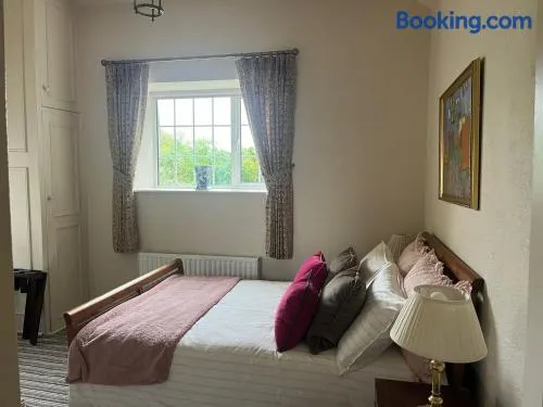 The Cottage at Hollywell - Image 1