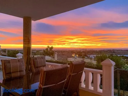 Immaculate Villa with sea views! - Image 1