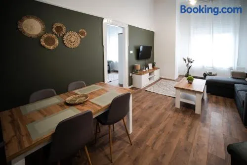 Volenter Lux Apartment Uno - Image 1