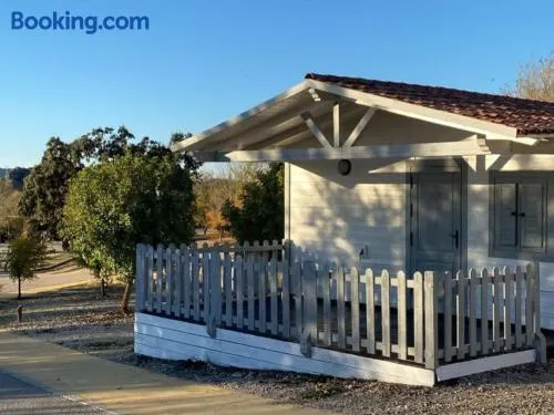 Bungalow confortable avec terrasse - API-1-52-1827 - Image 1
