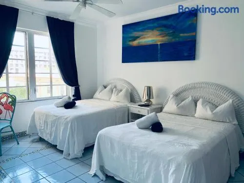 Beachfront Ocean Dr white sand paradise SoBe 311 - Image 1