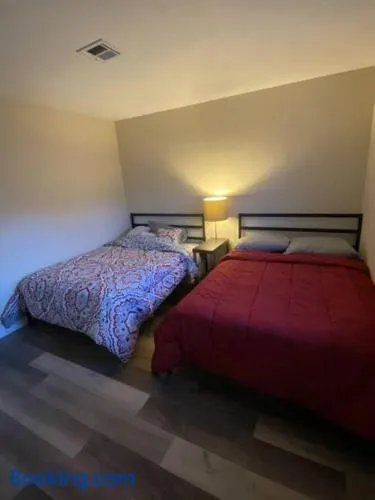 condo in downtown free parking 4 mins frm Freemont - Image 1