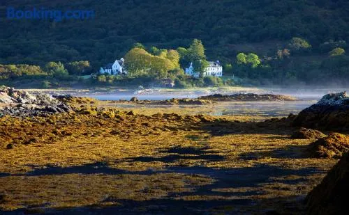 Kinloch Lodge Hotel and Restaurant - Image 1
