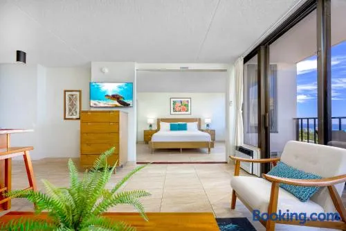 35th Floor at the Waikiki Banyan Amazing Mountain Views FREE PARKING and WiFi - Image 1