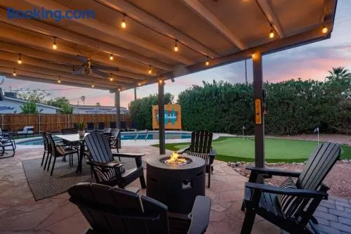 Camelback hideaway in Old Town Scottsdale - Image 1