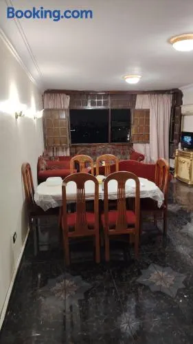 Apartment 3bedrooms near Pyramids - Image 1
