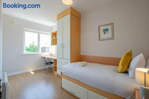 Spacious 4 Bed Apartment in Limerick City - Image 1