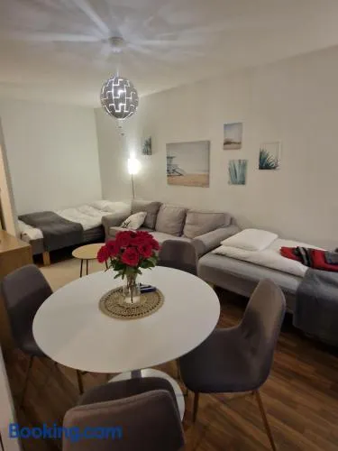 Lovely studio apartment, glazed balcony and own parking space - Image 1
