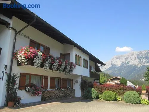 Haus Öfenbichl Ferienwohnungen - Image 1