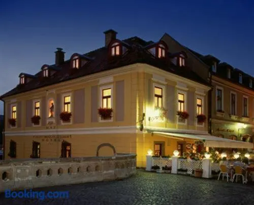 Offi Haz Hotel - Image 1