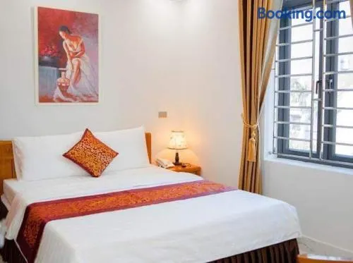 Happy Hotel - Image 1