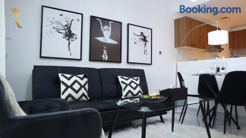 Masdar 1BR Haven - Serene & Stylish Luxury Oasis - Image 1