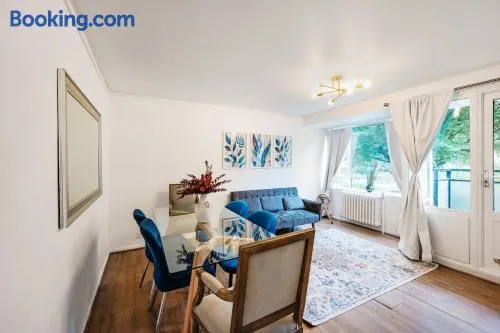 Cozy 2 bedroom London Flat in Heart of Pimlico - Image 1