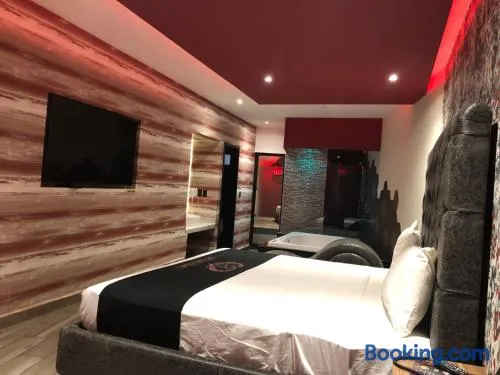 Intimisimo Suites Autohotel Centro Only Adult - Image 1