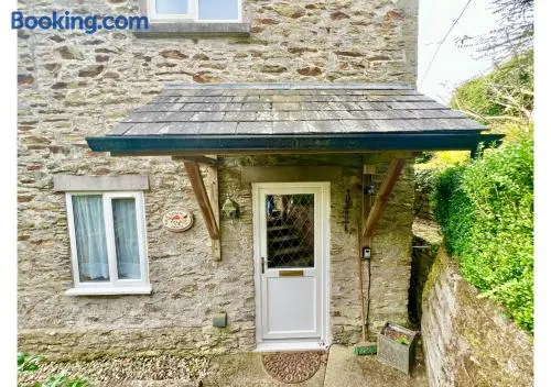 Ground Floor 3 Bed Apartment Rural Devon Sleeps 6 - Image 1