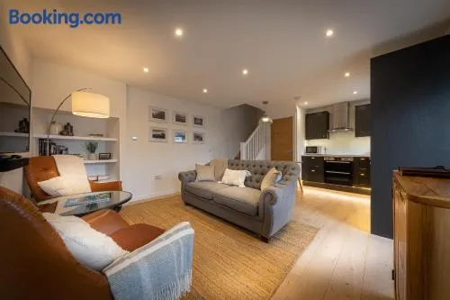 Tidal Cottage - Image 1