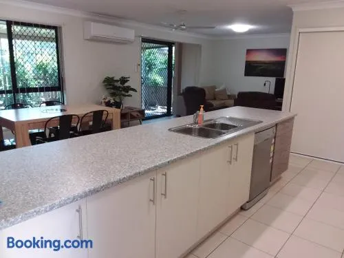 Waratah Apartment - Image 1