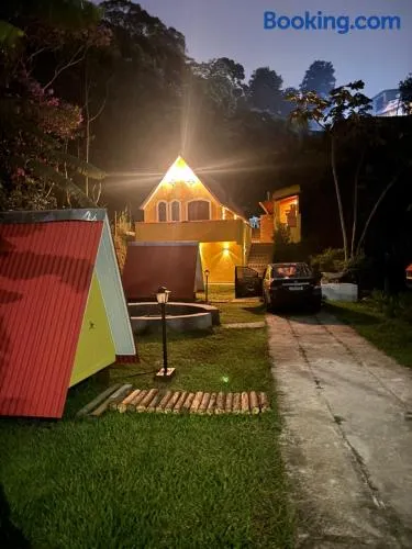 Chalezinho amarelo ipiabas - Image 1
