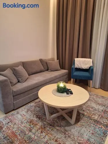 Zepterme Apartman 012 - Image 1