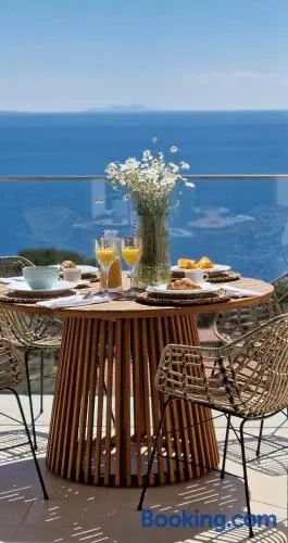 Perla Hvar ApartHotel - Image 1